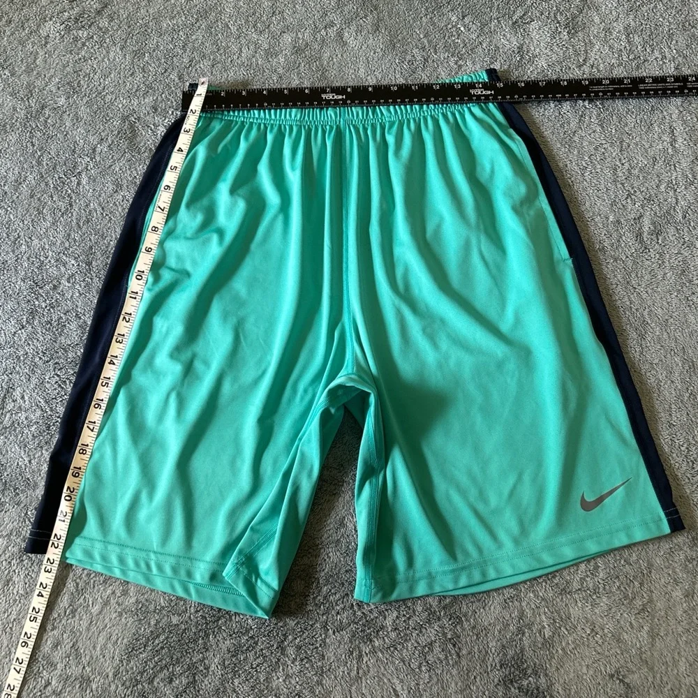 Nike Dri-FIT Teal and Navy Basketball Shorts Mens Size Large